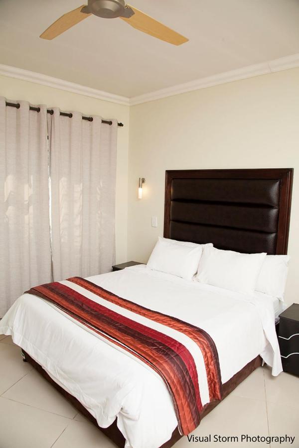 Palm Valley Inn And Day Spa Hartbeespoort Extérieur photo