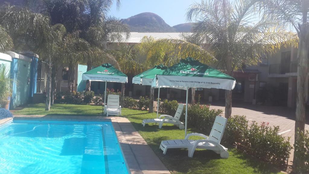 Palm Valley Inn And Day Spa Hartbeespoort Extérieur photo