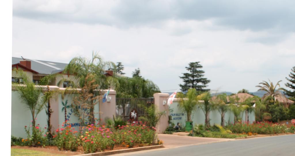 Palm Valley Inn And Day Spa Hartbeespoort Extérieur photo